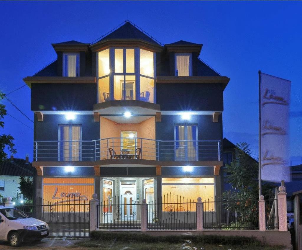 Garni Hotel Lama Kragujevac Exteriér fotografie