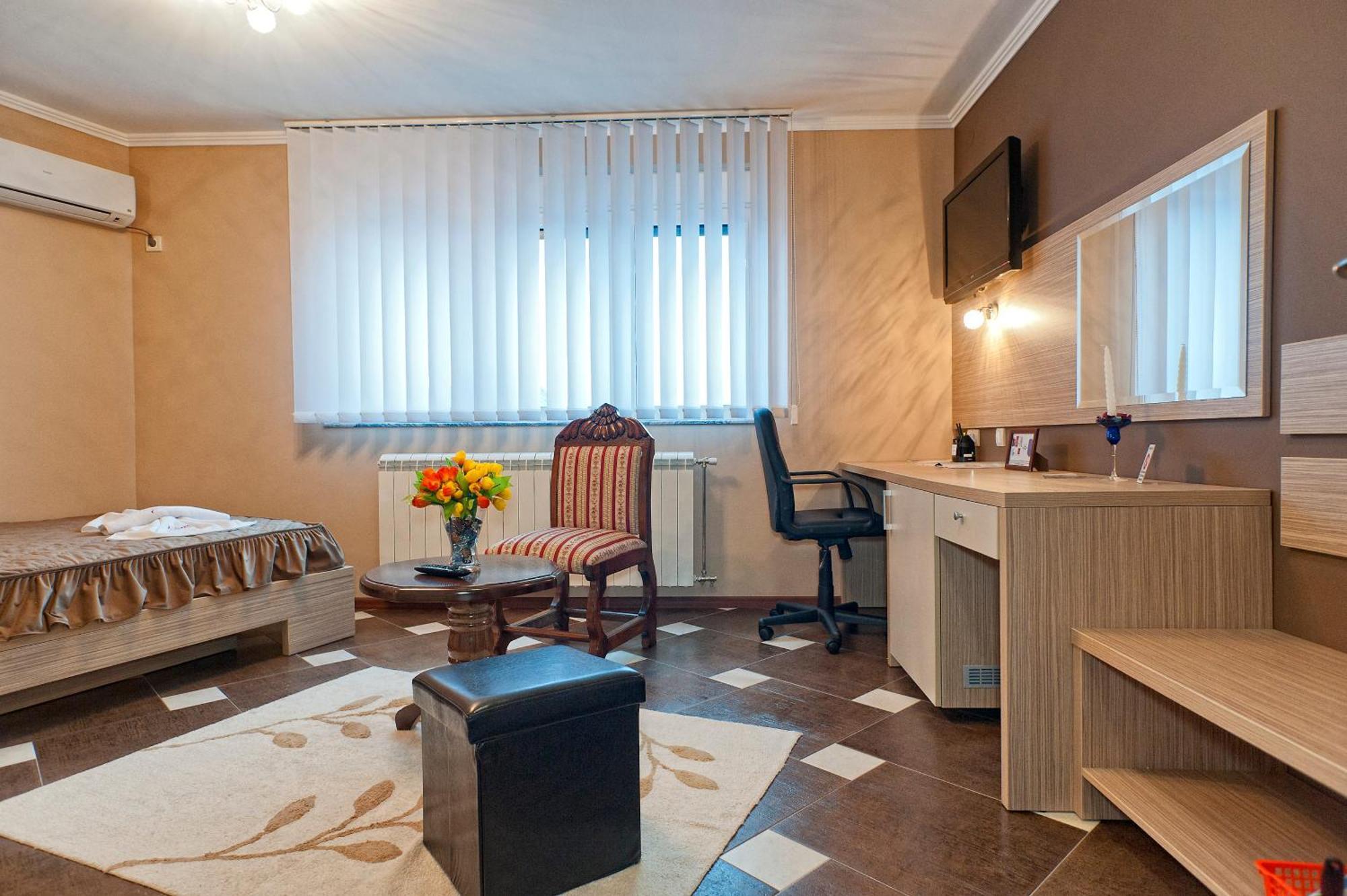 Garni Hotel Lama Kragujevac Exteriér fotografie