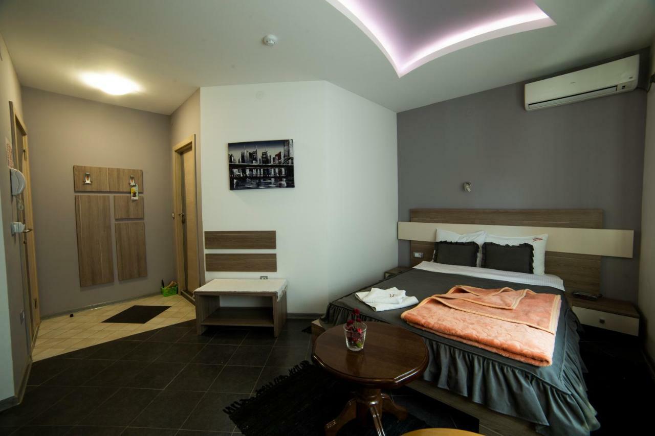 Garni Hotel Lama Kragujevac Exteriér fotografie