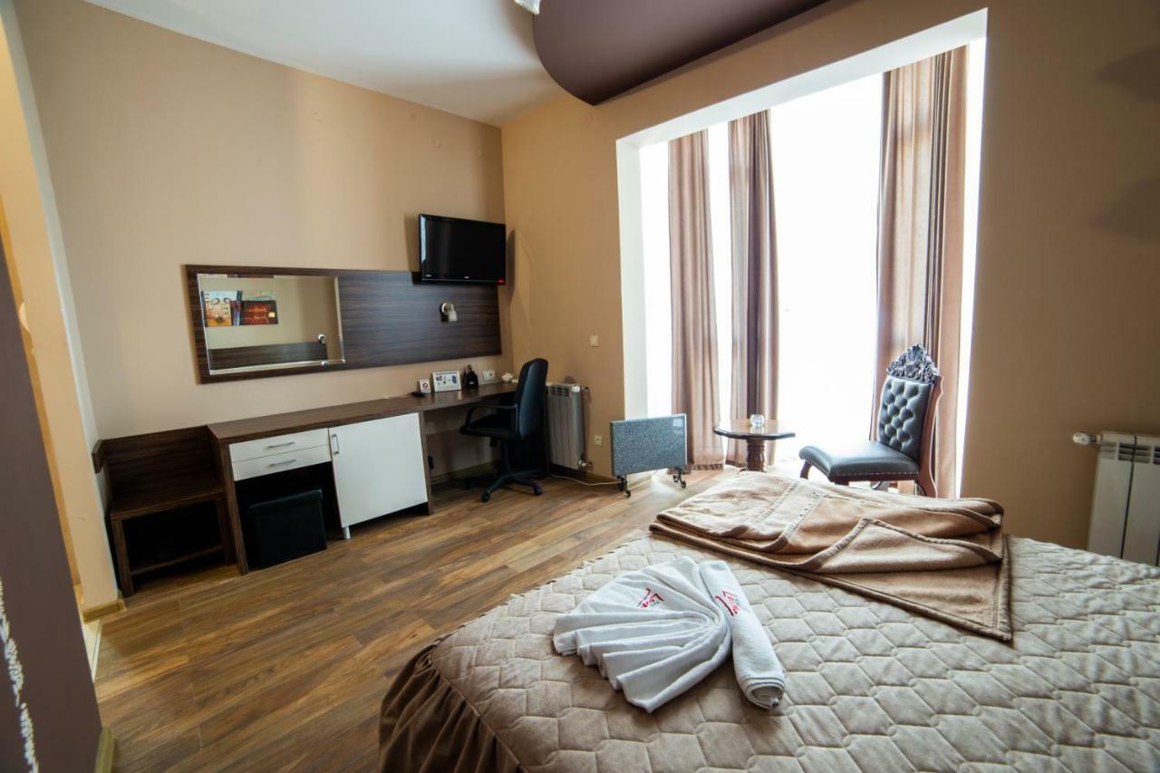 Garni Hotel Lama Kragujevac Exteriér fotografie