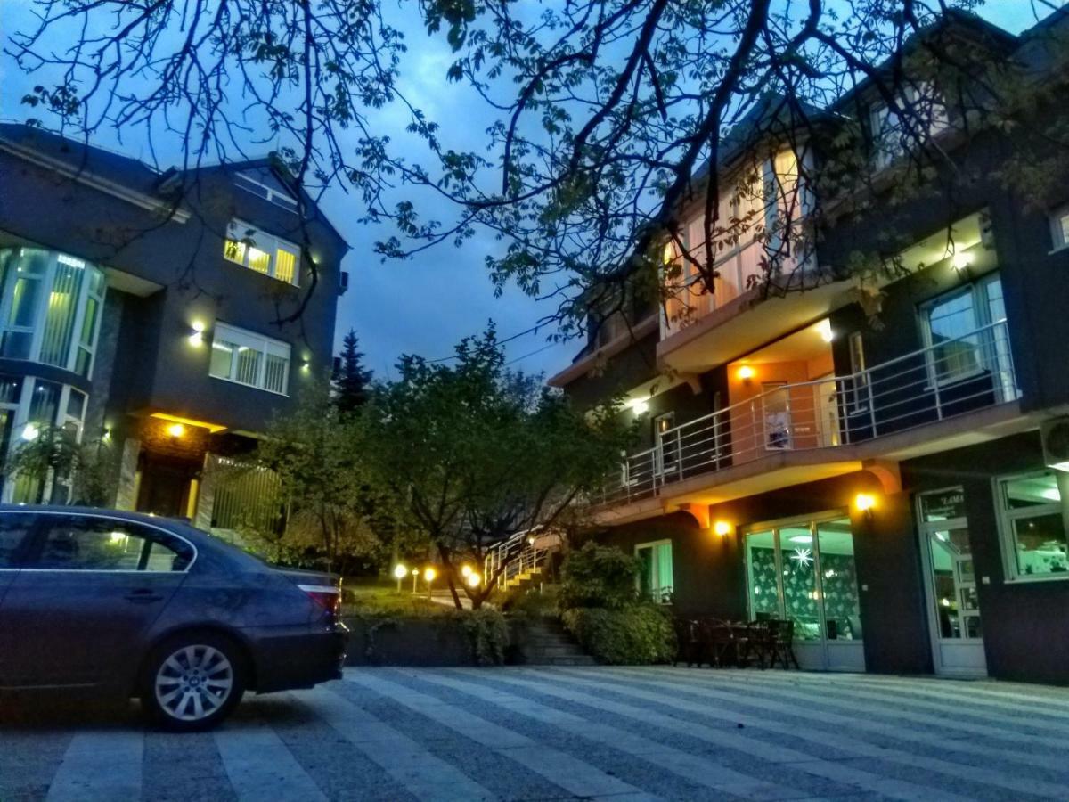 Garni Hotel Lama Kragujevac Exteriér fotografie